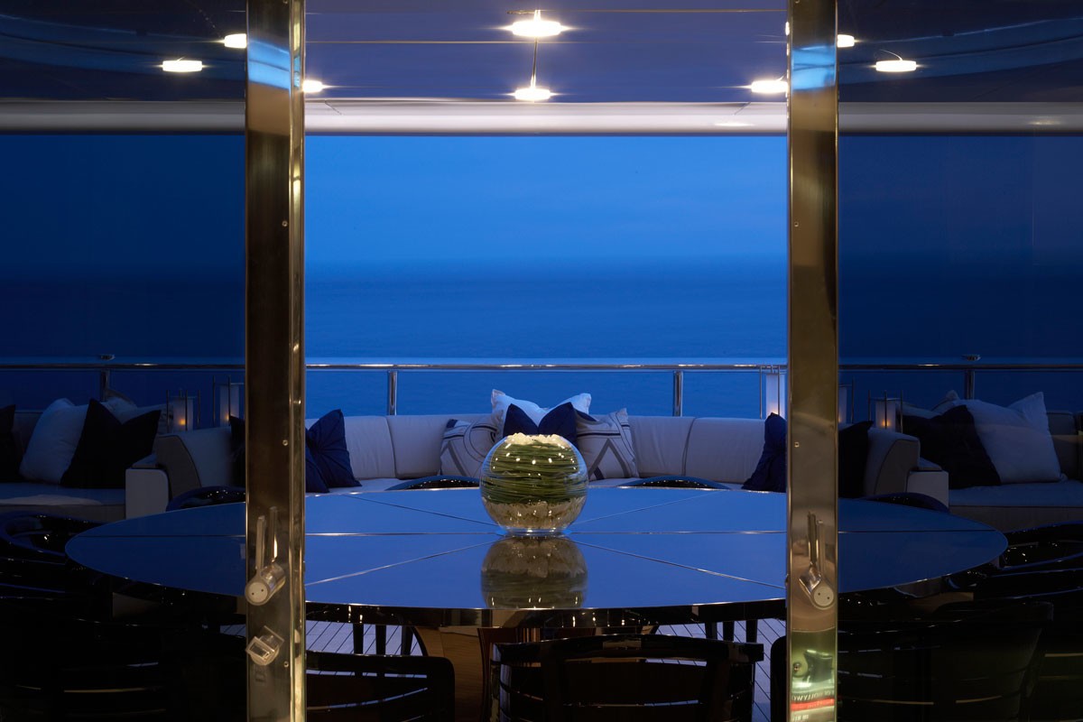 yacht-sealyon-viareggio-superyachts-charterworld-luxury-superyacht